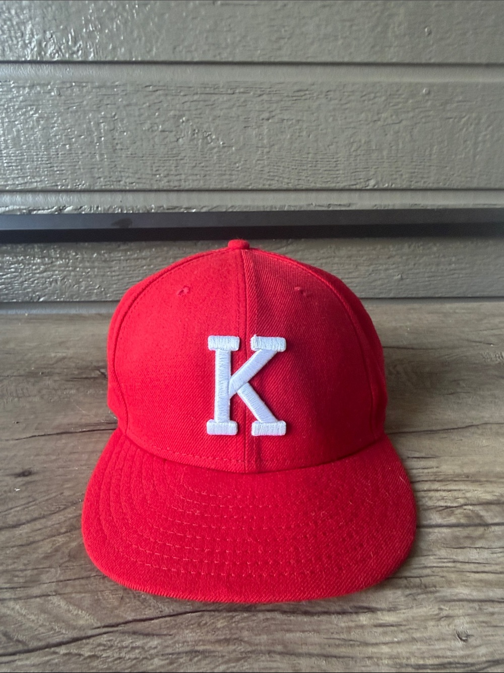 Kith x New Era Men’s Red Hat with White 'K' Logo size 7 5/8